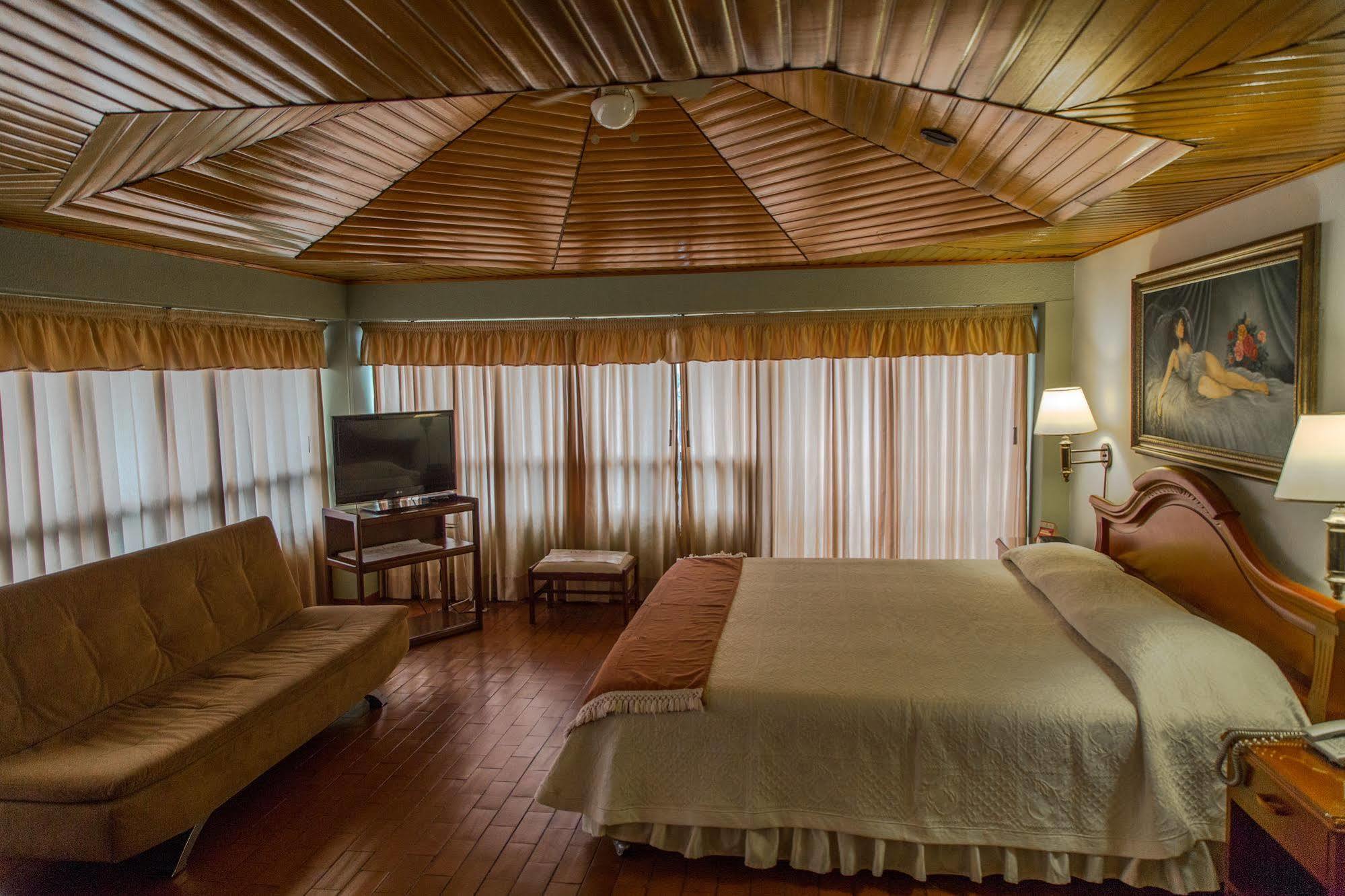 Hotel Don Lolo Villavicencio Exterior photo
