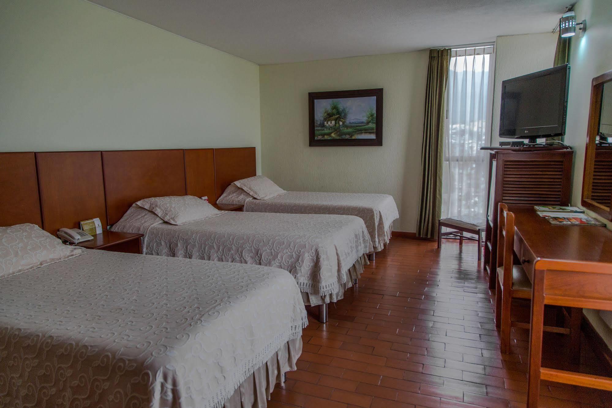Hotel Don Lolo Villavicencio Exterior photo